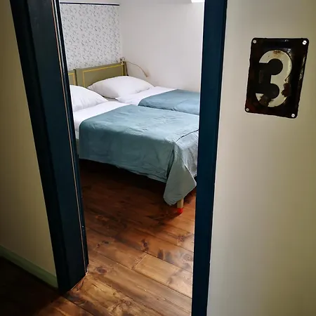 Landhuis Sezonowa. I Chleb Klopotnica